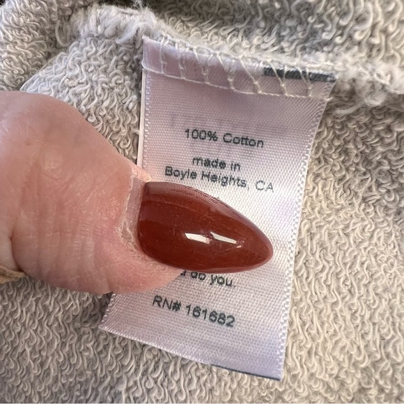 New Perfectwhitetee Tyler French terry sweatshirt SZ SM - Picture 5 of 5